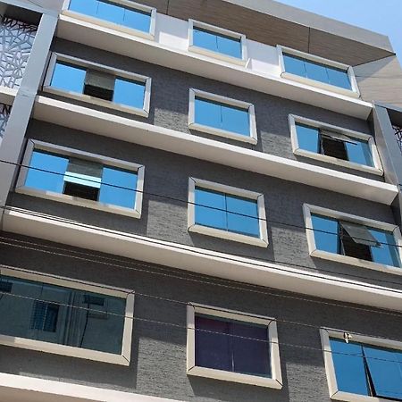 Fabhotel Nb Venkateswara Grand Inn ตีรูปาติ ภายนอก รูปภาพ