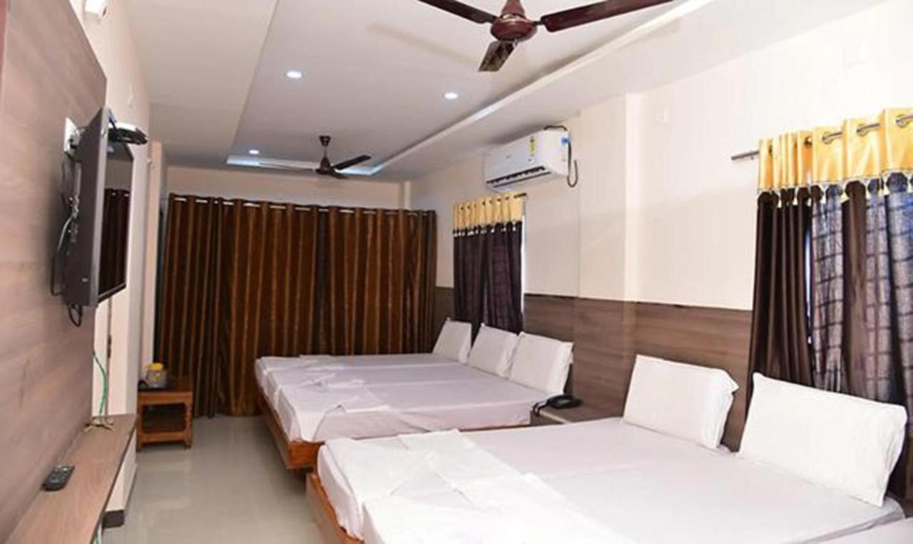 Fabhotel Nb Venkateswara Grand Inn ตีรูปาติ ภายนอก รูปภาพ