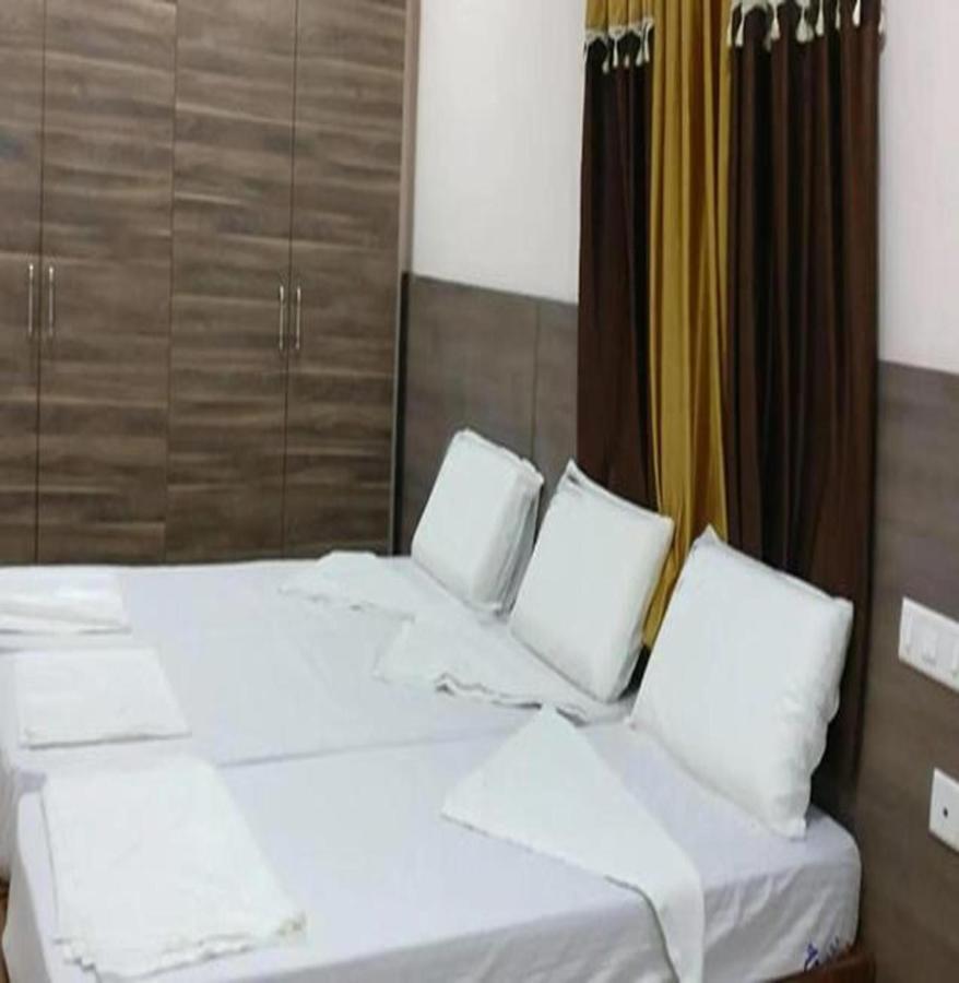 Fabhotel Nb Venkateswara Grand Inn ตีรูปาติ ภายนอก รูปภาพ
